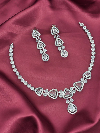 Premium Quality Ad Neckset With Studs - Silver