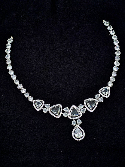 Premium Quality Ad Neckset With Studs - Silver